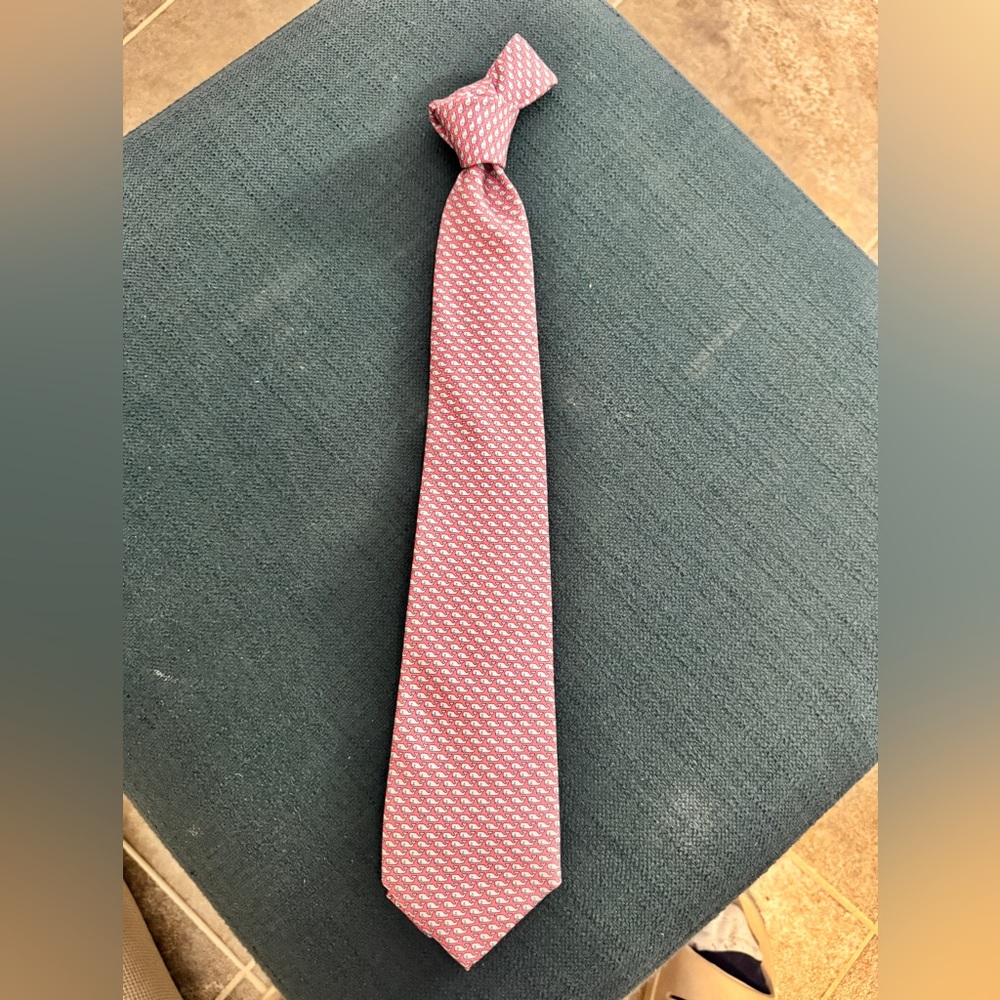 Vineyard Vines Boys Pink Whale Tie - 51.5”